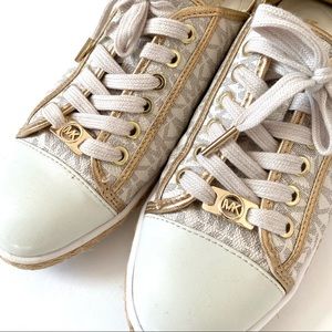 Michael Kors Sneakers in Size 7
